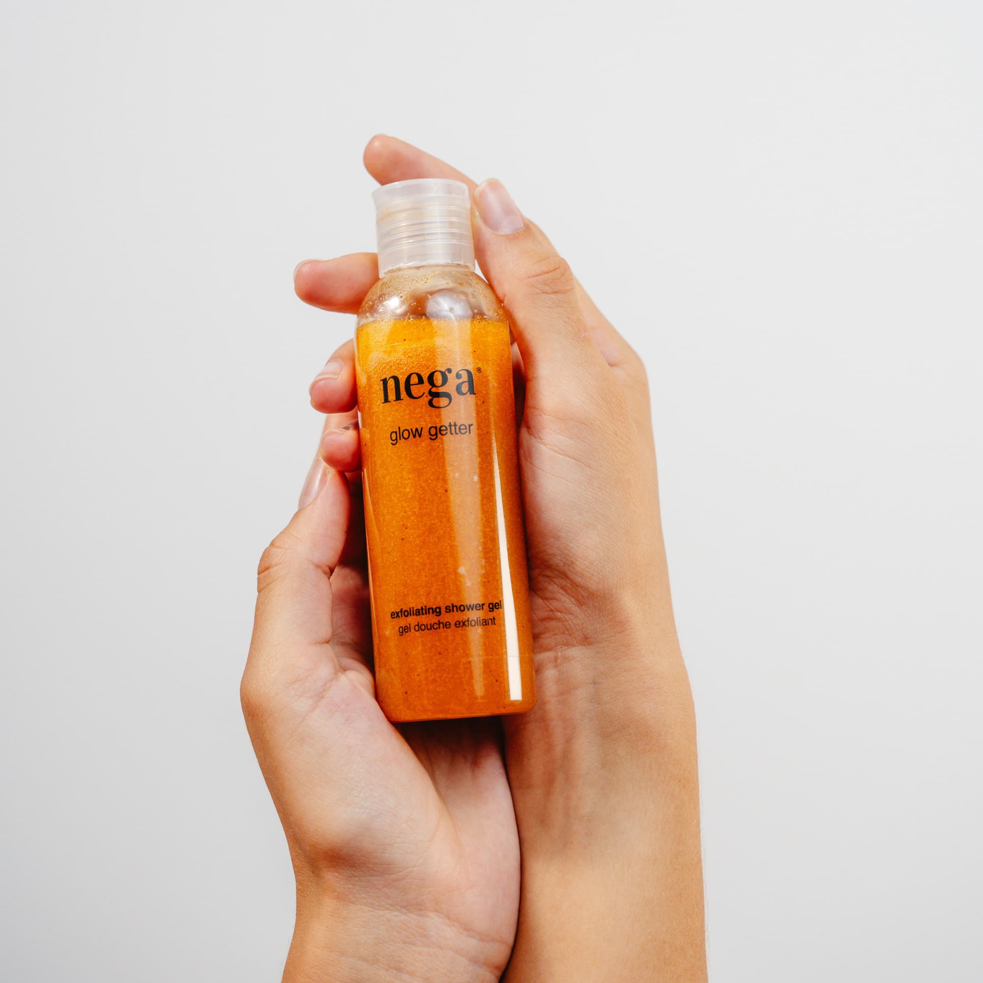 Prírodný exfoliačný gél, ktorý osviežuje a vyživuje